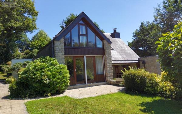 Maison individuelle à vendre à Carhaix-Plouguer dans le Finistère (29270), ref : 29066-1083150