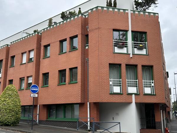 Arras (62000) APPARTEMENT TYPE 3 - PARKING SOUS SOL - RESIDENCE SECURISEE - ARRAS