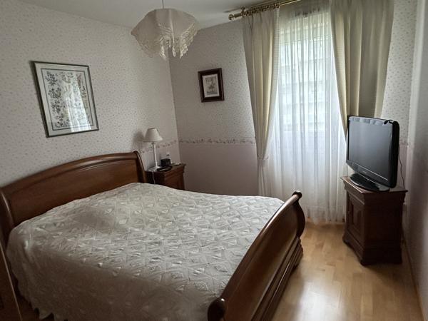 Arras (62000) APPARTEMENT TYPE 3 - PARKING SOUS SOL - RESIDENCE SECURISEE - ARRAS