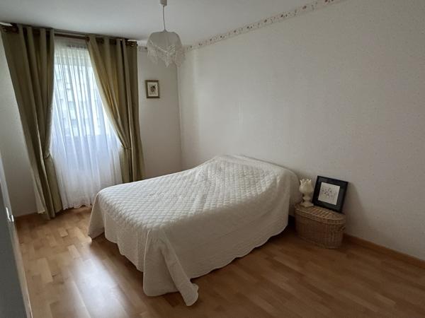 Arras (62000) APPARTEMENT TYPE 3 - PARKING SOUS SOL - RESIDENCE SECURISEE - ARRAS