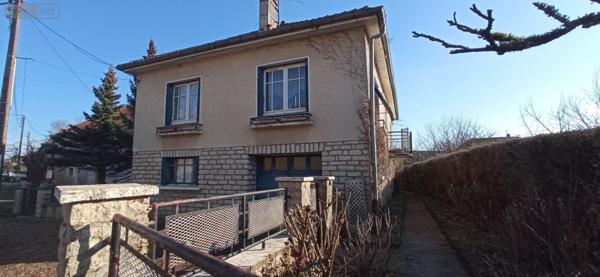 Pavillon à vendre à Neuilly-l'Évêque en Haute-Marne (52360), ref : 52020-40