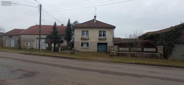 Pavillon à vendre à Neuilly-l'Évêque en Haute-Marne (52360), ref : 52020-40