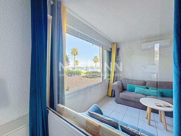 Beau rez-de-chaussée avec 2 chambres et vue port