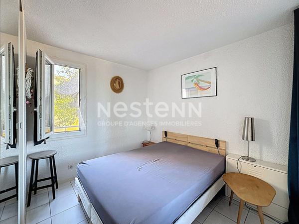 Beau rez-de-chaussée avec 2 chambres et vue port