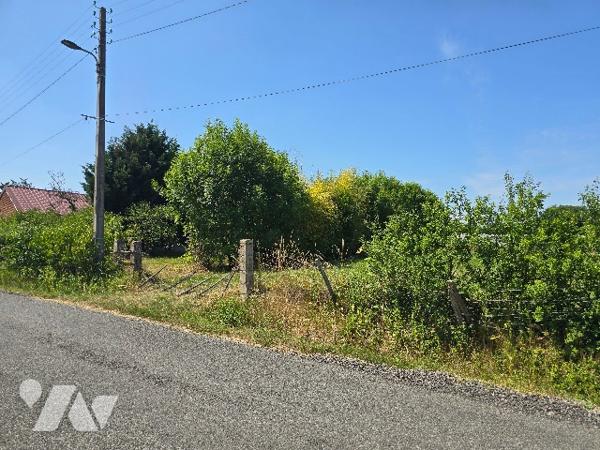 Terrain à bâtir de 1999 m2