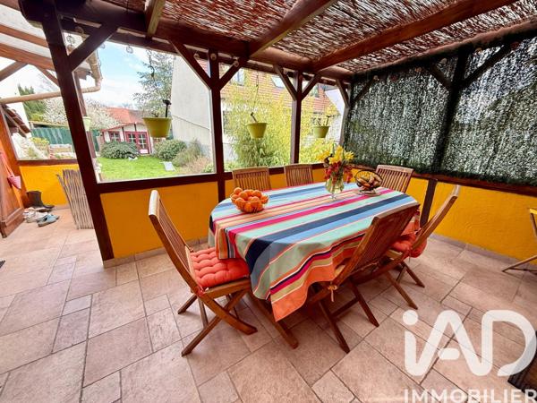 Maison à vendre 6 pièces 111 m² Saint-Brice-sous-Forêt