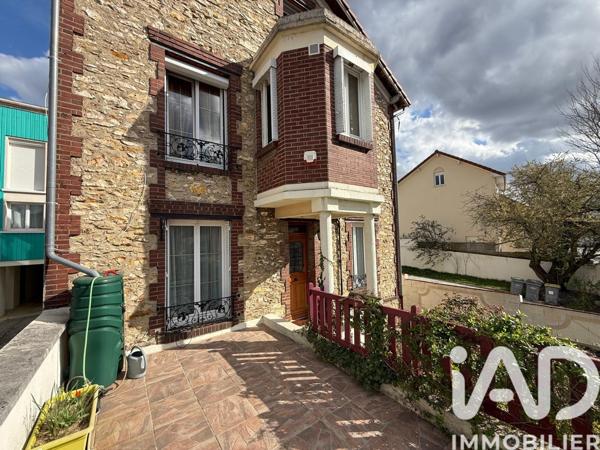 Maison à vendre 6 pièces 111 m² Saint-Brice-sous-Forêt