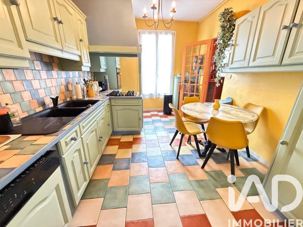Maison à vendre 6 pièces 111 m² Saint-Brice-sous-Forêt