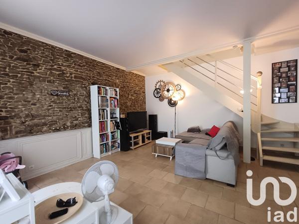 Maison à vendre 5 pièces 118 m² Saint-Martin-la-Plaine