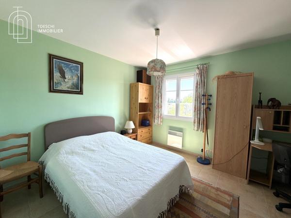 Maison de 156 m2 avec piscine et terrain 680 000 €