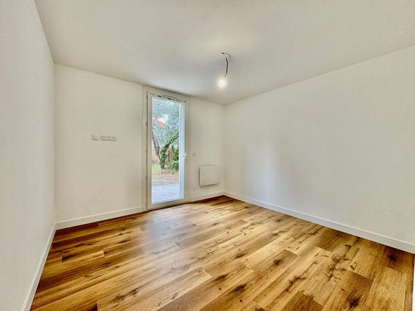 Quartier Bois LUZY 13012, appartement type 3 avec jardin à louer