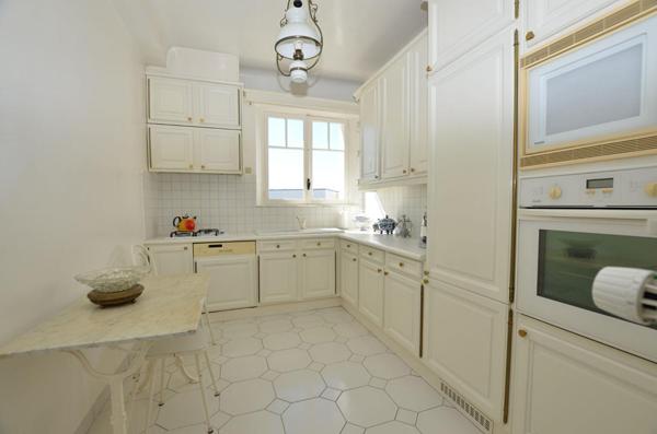 Maison 8 pièce(s) 205 m² (2 logements séparés)