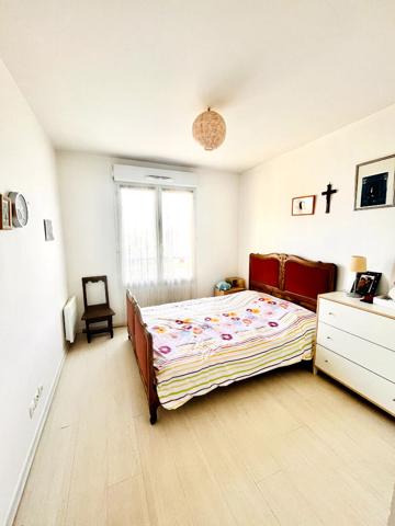 Appartement F3 Centre ville de MEAUX avec balcon et place de parking double