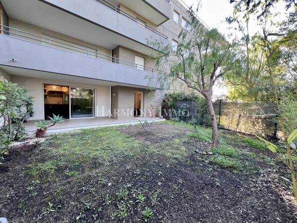 APPARTEMENT DEUX PIÈCES AU CALME AVEC JARDIN