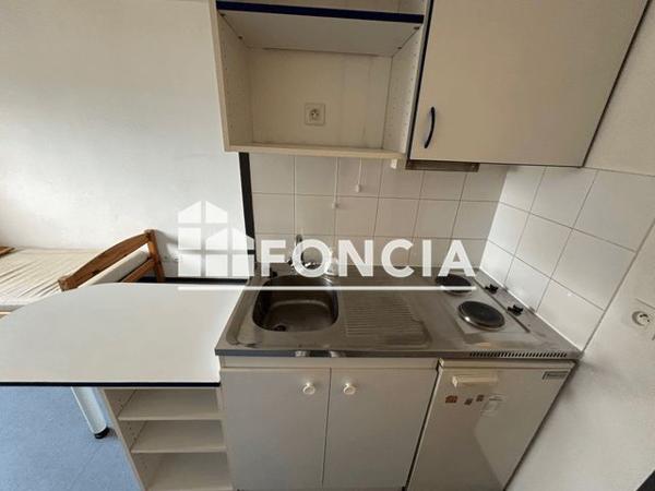 Location Studio 18.1 m² - 98 AVENUE ROGER SALENGRO Villeurbanne 69100