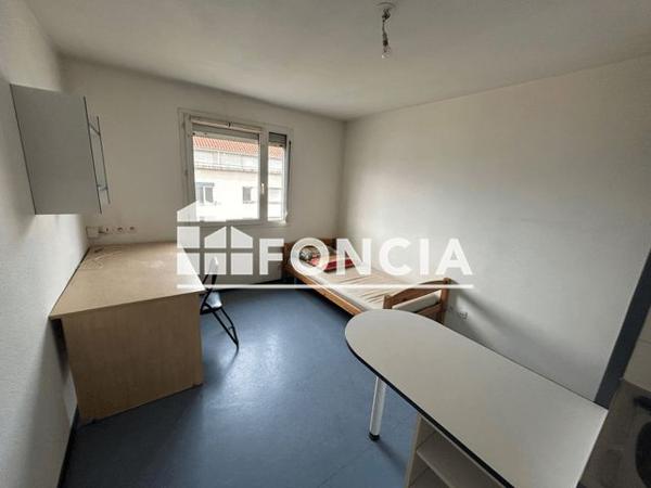 Location Studio 18.1 m² - 98 AVENUE ROGER SALENGRO Villeurbanne 69100