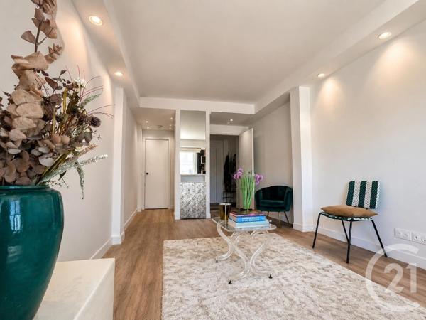 Appartement F1 à vendre  1 pièce - 28,80 m 2   PARIS  - 75013