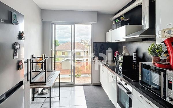 Appartement à louer    2 pièces •  Brive-la-Gaillarde