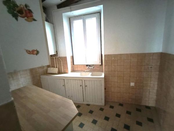 appartement 2 pièces avec cave et grenier