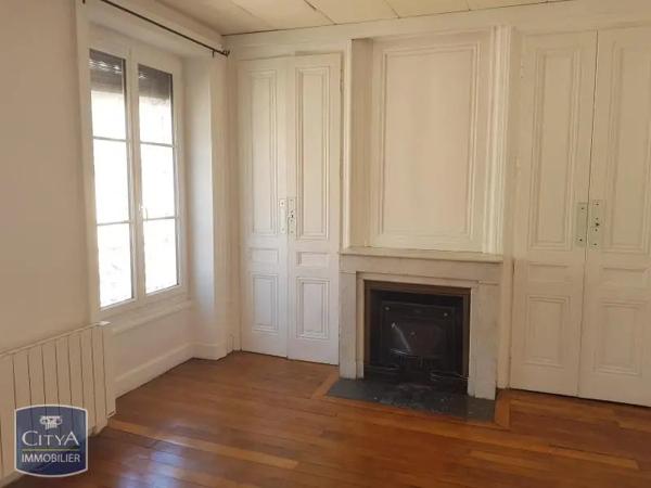 Appartement à louer 2 pièces 61.59m²