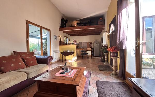 Maison à vendre    2 pièces •  Corbeil-Essonnes