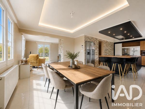 Maison à vendre 7 pièces 220 m² Loudéac