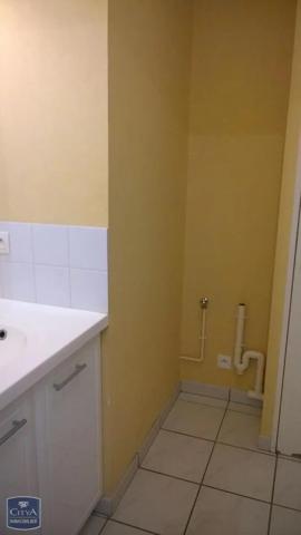 Appartement à louer 2 pièces 40.35m² Buxerolles (86180)