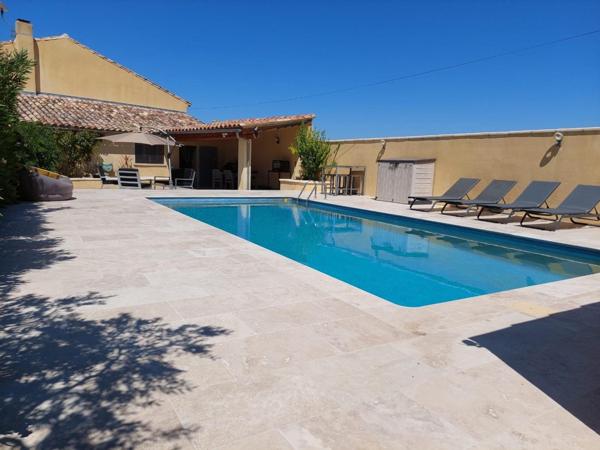 CORPS DE FERME RENOVE DE 200 M² + UNE DEPENDANCE DE 80 M²