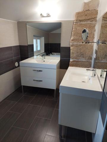 MAS RENOVE DE 280 M² AVEC VUE
