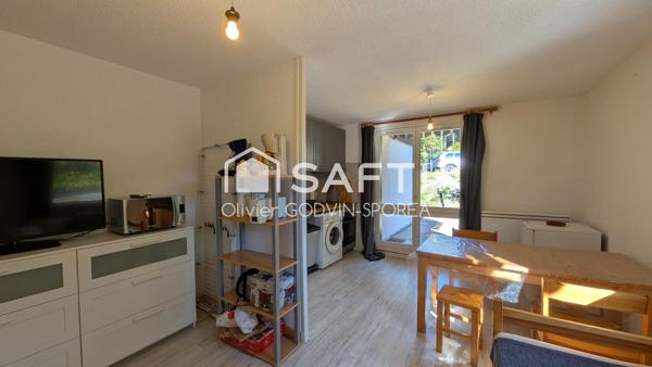 Grand studio avec terrasse privative