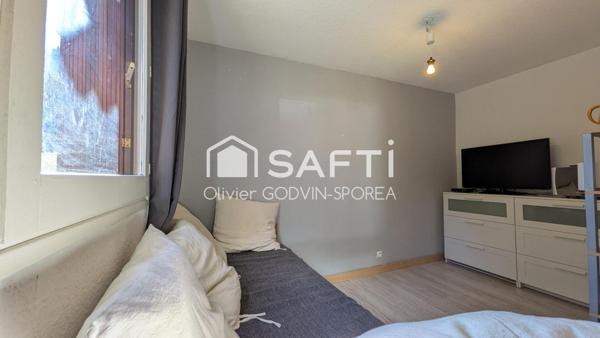Grand studio avec terrasse privative