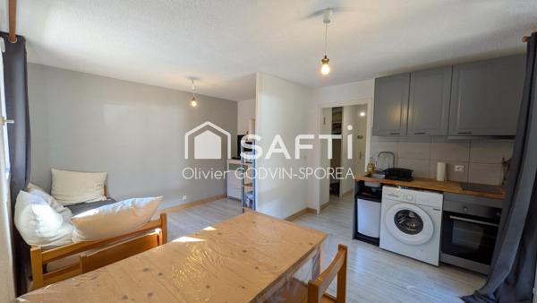 Grand studio avec terrasse privative