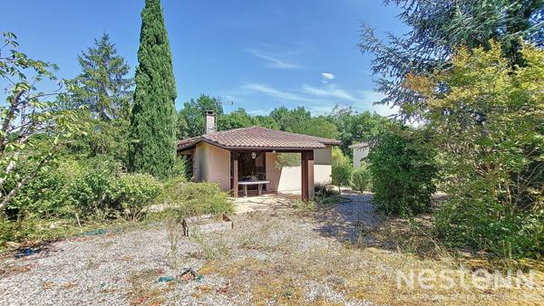 À vendre Maison de plain-pied à Caussens, 101 m² habitables avec garage en sous-sol et jardin