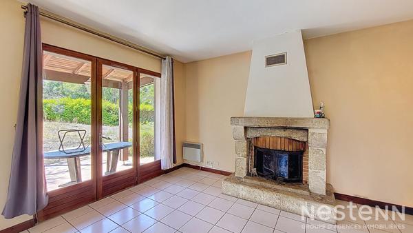 À vendre Maison de plain-pied à Caussens, 101 m² habitables avec garage en sous-sol et jardin