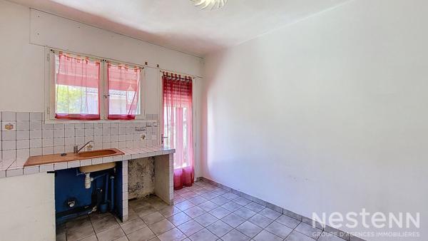 À vendre Maison de plain-pied à Caussens, 101 m² habitables avec garage en sous-sol et jardin