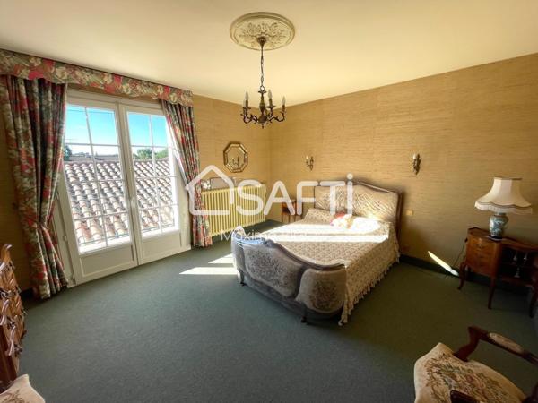 Villa d'architecte 7 pièces proche centre ville