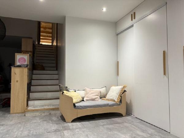 Appartement Atypique Ancien Entrepôt aménagé DUPLEX 192m² Garage Double -7ème arrondissement