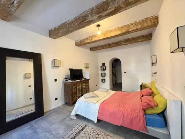 Appartement Atypique Ancien Entrepôt aménagé DUPLEX 192m² Garage Double -7ème arrondissement