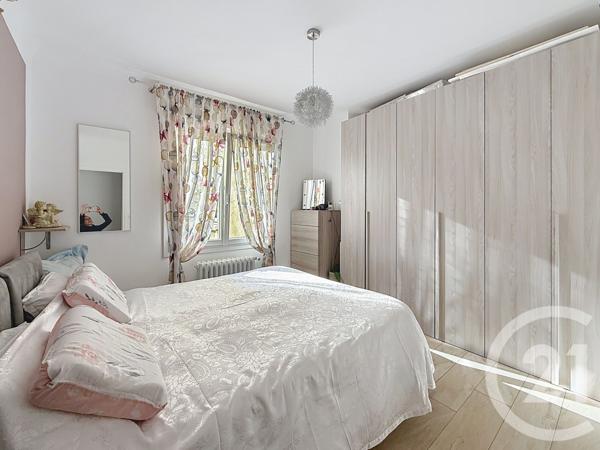 Appartement F3 à vendre  4 pièces - 99,71 m2 JUAN LES PINS - 06