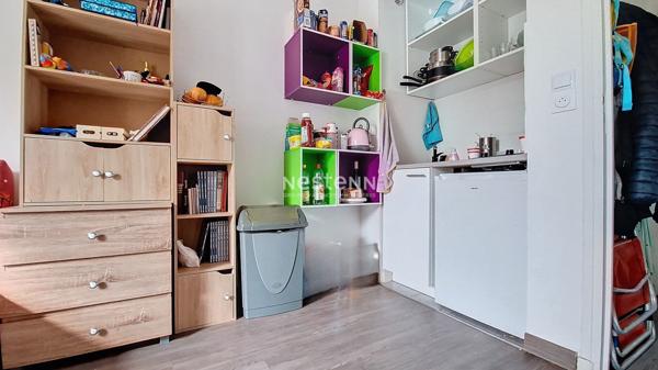 Magnifique appartement 2 pièces de 24m2 rénové avec vue latérale mer