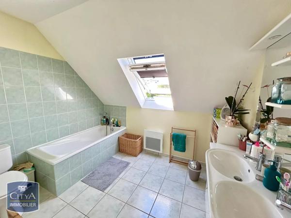 Maison à louer 5 pièces 102.39m² Le Mans (72000)