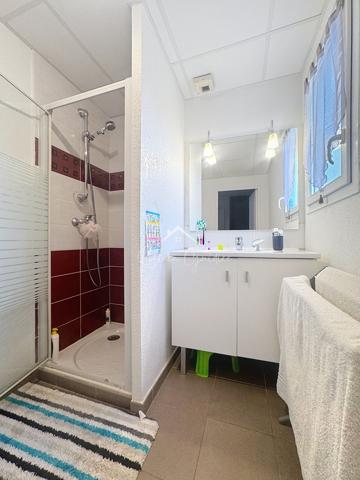 Millau (12100) MAISON F4 98 M2 SUR SON TERRAIN DE 258 M2