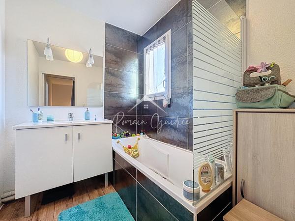 Millau (12100) MAISON F4 98 M2 SUR SON TERRAIN DE 258 M2