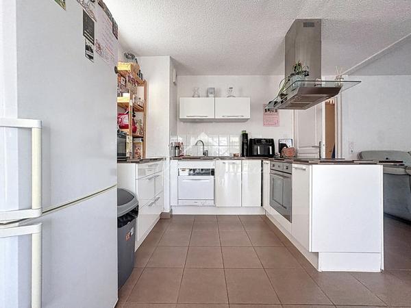 Millau (12100) MAISON F4 98 M2 SUR SON TERRAIN DE 258 M2