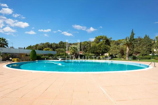 VILLA CALIFORNIENNE - DOMAINE FERMÉ Biot