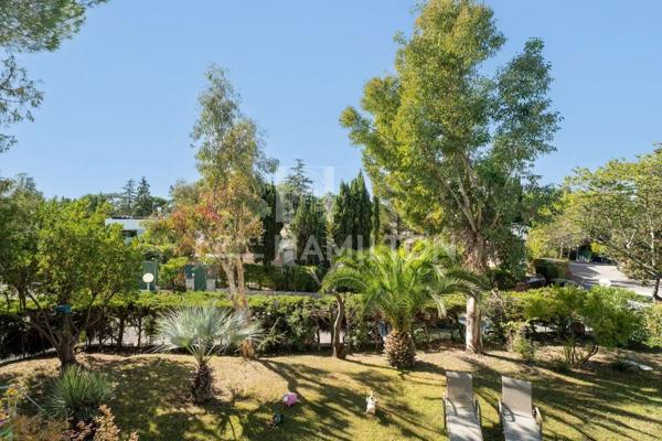VILLA CALIFORNIENNE - DOMAINE FERMÉ Biot