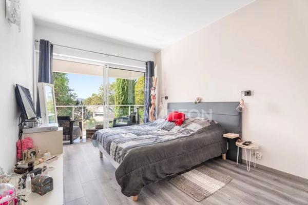 VILLA CALIFORNIENNE - DOMAINE FERMÉ Biot