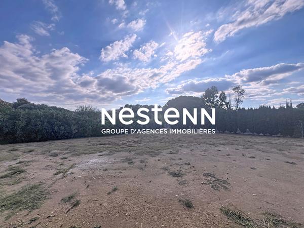 A VENDRE - SAINT ESTEVE - TERRAIN CONSTRUCTIBLE