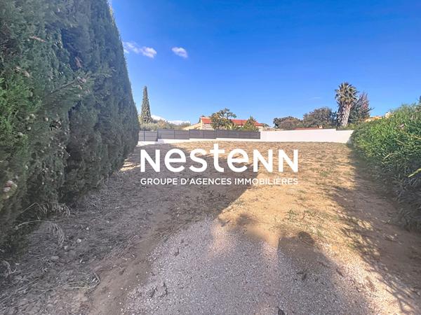 A VENDRE - SAINT ESTEVE - TERRAIN CONSTRUCTIBLE