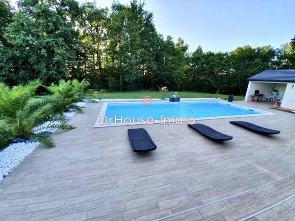 Maison à vendre 6 pièces de 235 m²